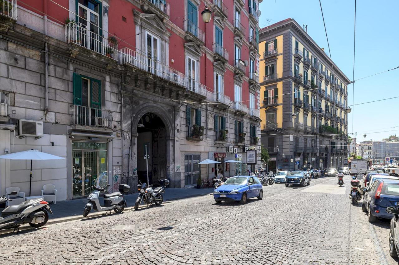 L'Angoletto In Centro Napels Buitenkant foto